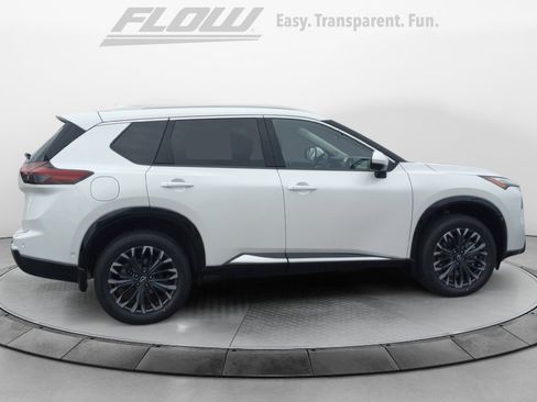 New 2026 Nissan Rogue Platinum w/ Tech Package image 8