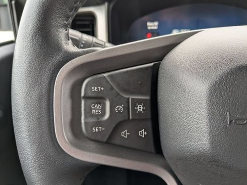 Used 2025 Ford Bronco Outer Banks AWD/4WD image 25