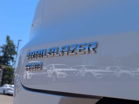 Used 2022 Chevrolet TrailBlazer LS w/ LPO, Blackout Package AWD/4WD image 27