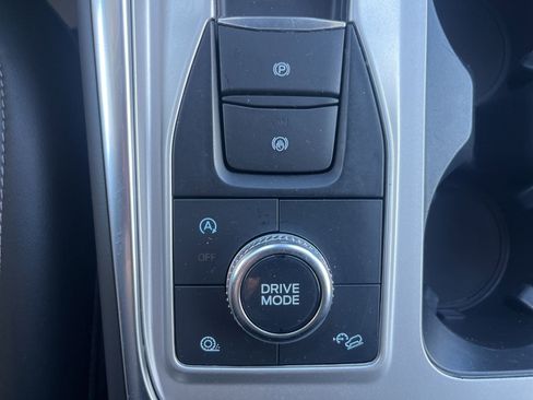 Certified 2023 Ford Explorer XLT w/ Equipment Group 202A AWD/4WD image 29