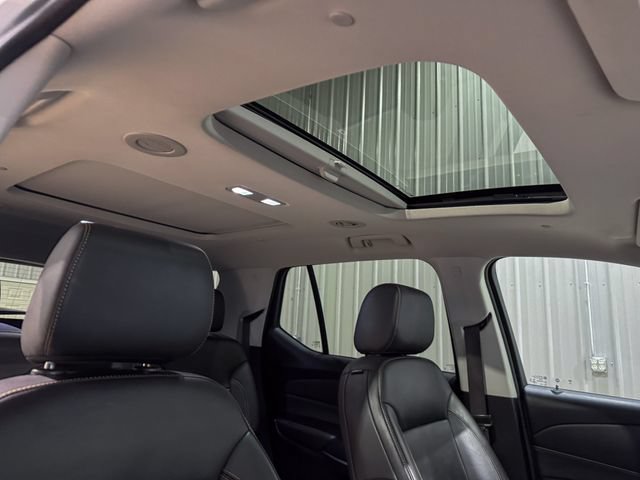 Used 2021 Chevrolet Traverse RS AWD/4WD image 28