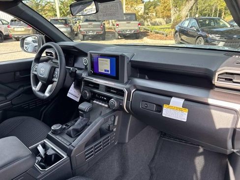 New 2025 Toyota 4Runner 4WD image 17