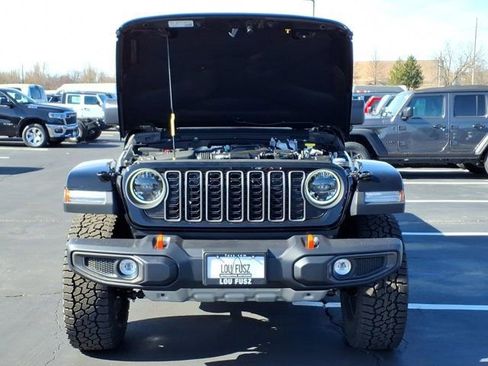 New 2026 Jeep Gladiator Mojave w/ Safety Group AWD/4WD image 22