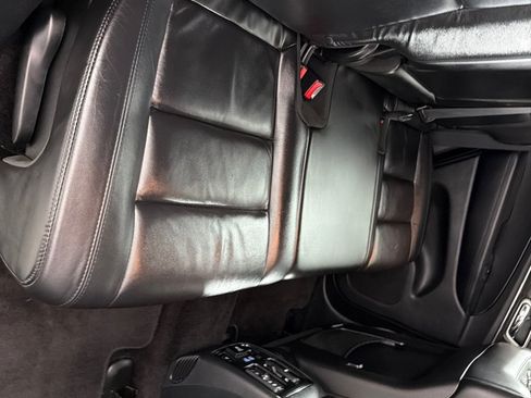 Used 2018 Jeep Grand Cherokee Limited AWD/4WD image 23