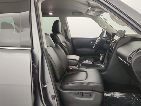Used 2023 Nissan Armada SV image 33