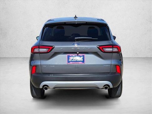Used 2025 Ford Escape Active AWD/4WD image 6
