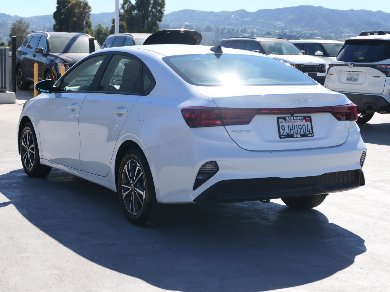 Used 2023 Kia Forte LXS FWD image 6