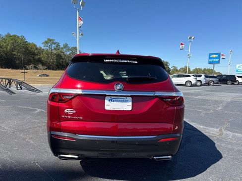 Used 2023 Buick Enclave Essence w/ Experience Buick Package image 4