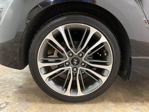 Used 2016 Hyundai Veloster Turbo w/ Option Group 04 image 28
