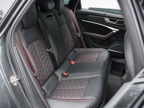 Used 2021 Audi RS 6 AWD/4WD image 25