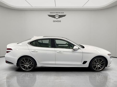 Used 2026 Genesis G70 2.5T Prestige RWD image 6