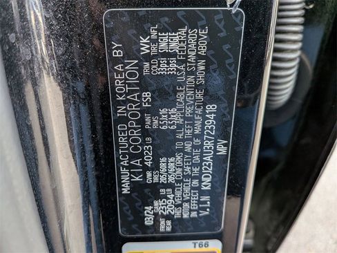 Used 2024 Kia Soul LX w/ Option Group 015 image 33