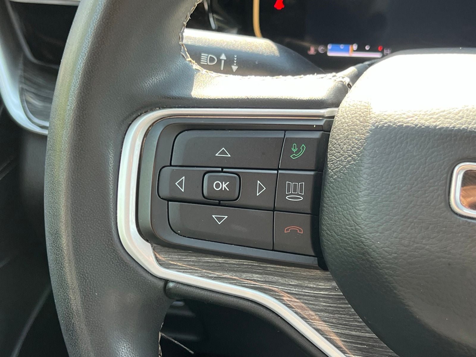 Used 2022 Jeep Wagoneer Series II RWD image 28
