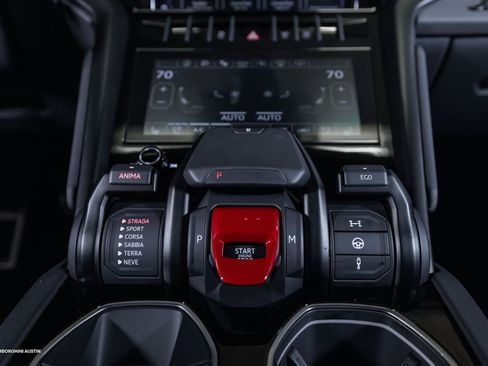 Used 2024 Lamborghini Urus S image 33