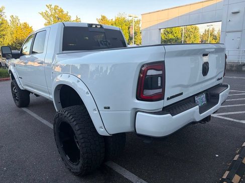 Used 2024 RAM 3500 Laramie w/ Night Edition AWD/4WD image 5