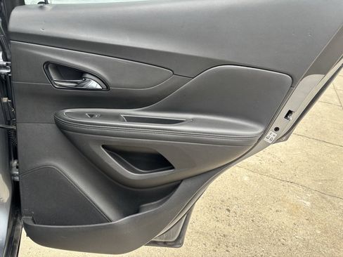 Used 2019 Buick Encore Sport Touring image 24