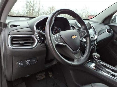 Used 2022 Chevrolet Equinox Premier image 16