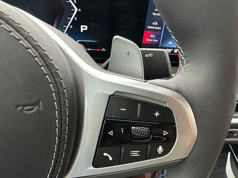 Used 2025 BMW X6 M60i image 40