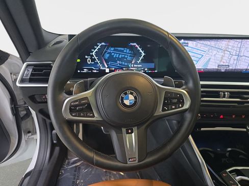 Used 2023 BMW 230i Coupe w/ M Sport Package image 19