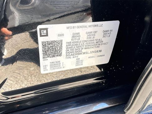 Used 2020 Buick Enclave Essence image 16