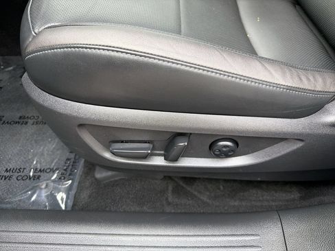 Used 2025 INFINITI QX55 Essential AWD/4WD image 14