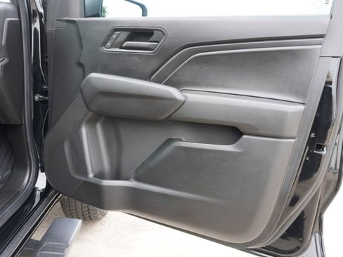 Used 2023 Chevrolet Colorado Trail Boss AWD/4WD image 23