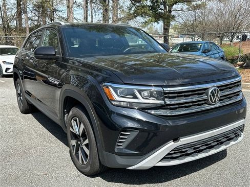Used 2021 Volkswagen Atlas Cross Sport SE image 3