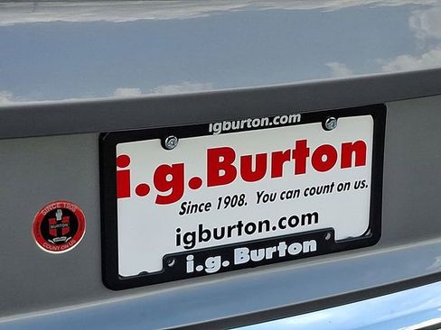 New 2026 Buick Envista Avenir FWD image 18