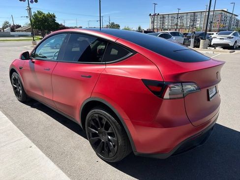 Used 2023 Tesla Model Y Long Range AWD/4WD image 5