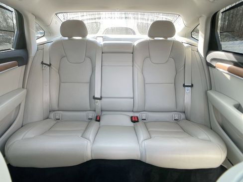 Used 2020 Volvo S90 T6 Inscription image 23