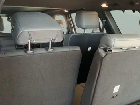 Used 2026 Toyota Sequoia Capstone AWD/4WD image 35