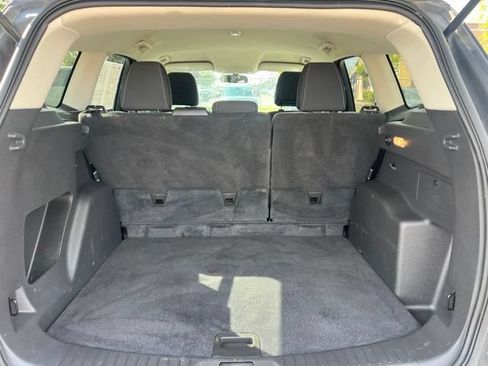 Used 2015 Ford Escape SE FWD image 14