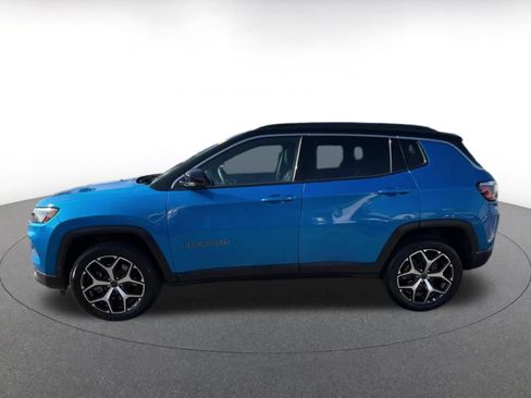 Used 2025 Jeep Compass Limited AWD/4WD image 7