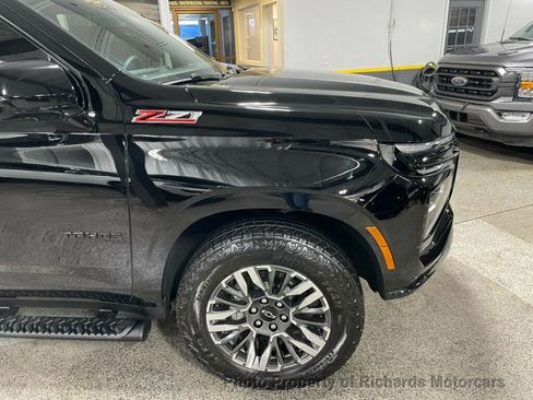 Used 2025 Chevrolet Tahoe Z71 w/ Comfort Package image 12
