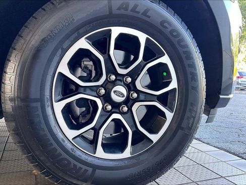 Used 2024 Ford Expedition Max XLT AWD/4WD image 36