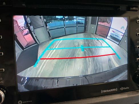 Used 2019 Toyota Sienna XLE w/ XLE Navigation Package FWD image 24