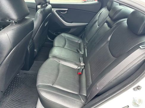 Used 2013 Hyundai Elantra Limited w/ Technology Pkg image 10