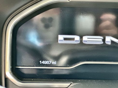 Used 2024 GMC Sierra 1500 Denali w/ Denali Reserve Package image 4