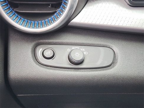 Certified 2024 Chevrolet Trax LT w/ Driver Confidence Package image 22