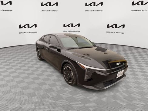 Certified 2025 Kia K4 EX FWD image 9