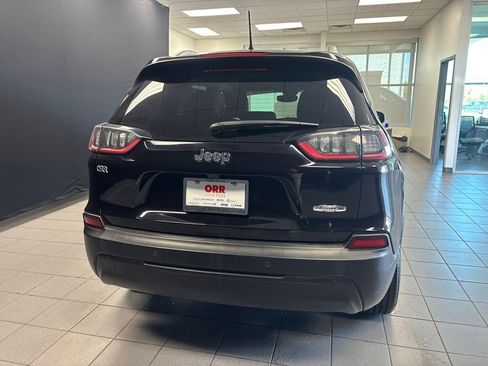 Used 2021 Jeep Cherokee Latitude Plus FWD image 4