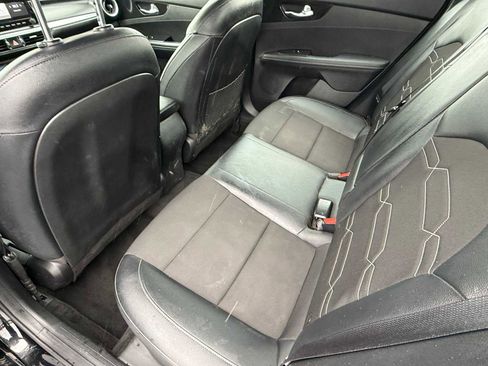 Used 2022 Kia Forte GT-Line image 16