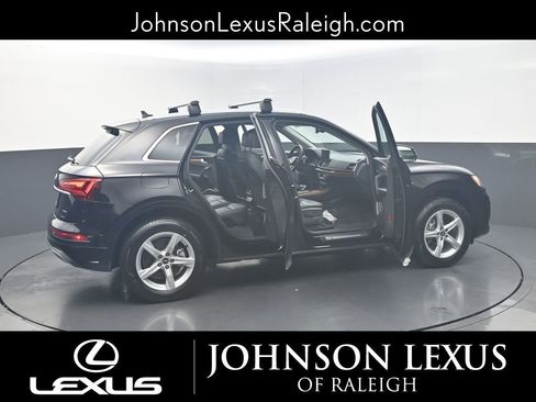 Used 2023 Audi Q5 2.0T Premium w/ Convenience Package image 25