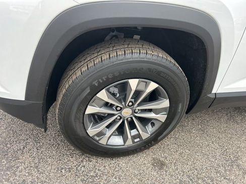 New 2026 Chevrolet Equinox LT image 10