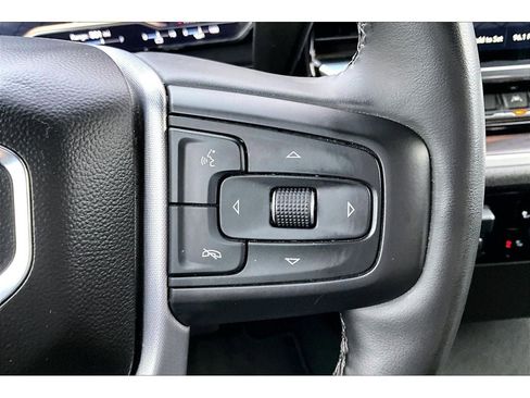 Used 2025 GMC Sierra 1500 SLT image 22