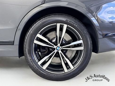 Used 2026 BMW X7 M60i w/ Executive Package AWD/4WD image 41