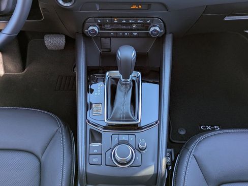 New 2025 MAZDA CX-5 AWD 2.5 S w/ Preferred Package image 22