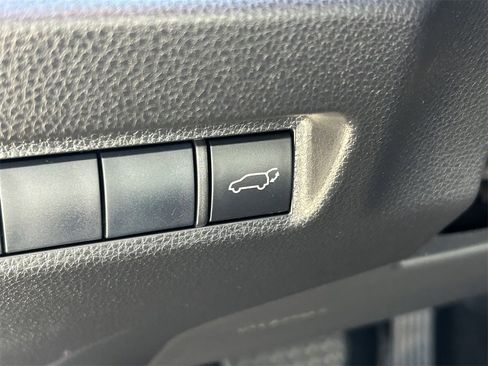 Used 2019 Toyota RAV4 XLE image 26