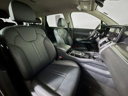 Certified 2023 Kia Sorento EX AWD/4WD image 29
