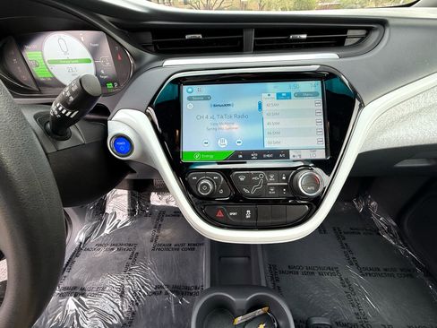 Used 2019 Chevrolet Bolt LT image 21